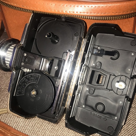 Vintage Revere model “50 8mm Camera - Picture 3 of 13